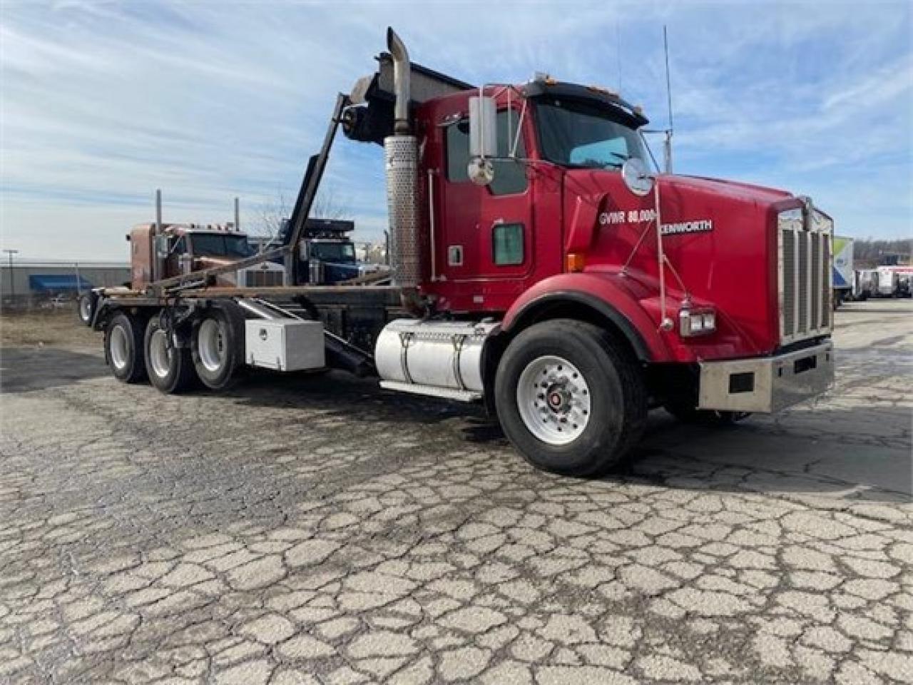 Used 2000 KENWORTH T800 For Sale in Smithfield, Pe 15478 - Grape 4.9