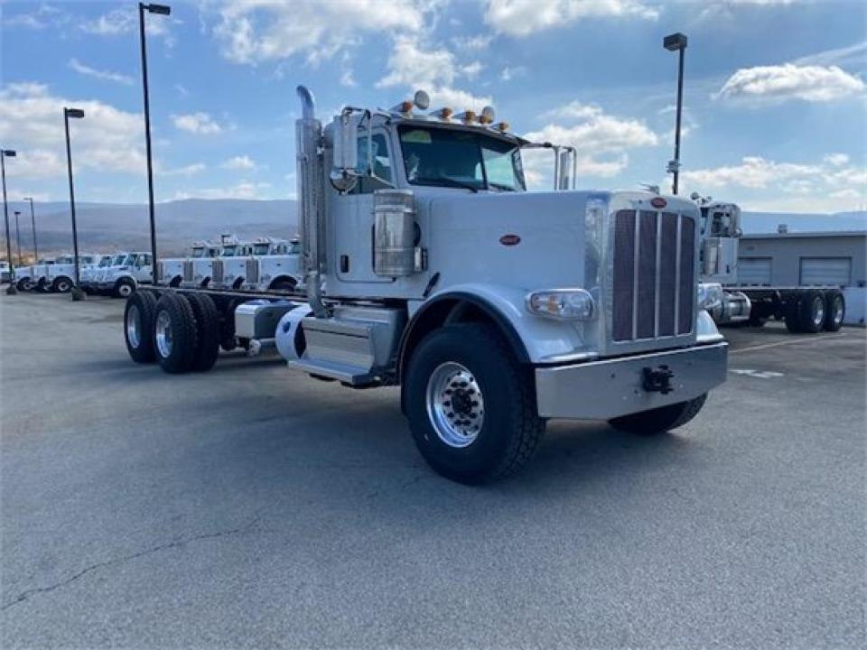 New 2021 PETERBILT 389 For Sale in Smithfield, Pe 15478 - AutoBoss 5.1