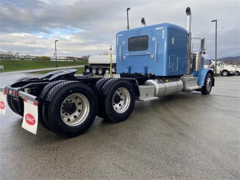 New 2021 PETERBILT 389 For Sale in Smithfield, Pe 15478 - AutoBoss 5.1